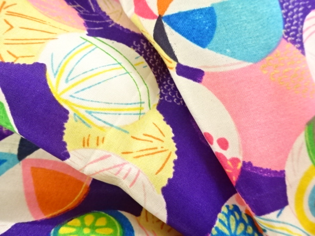  アンティーク　鞠模様着物